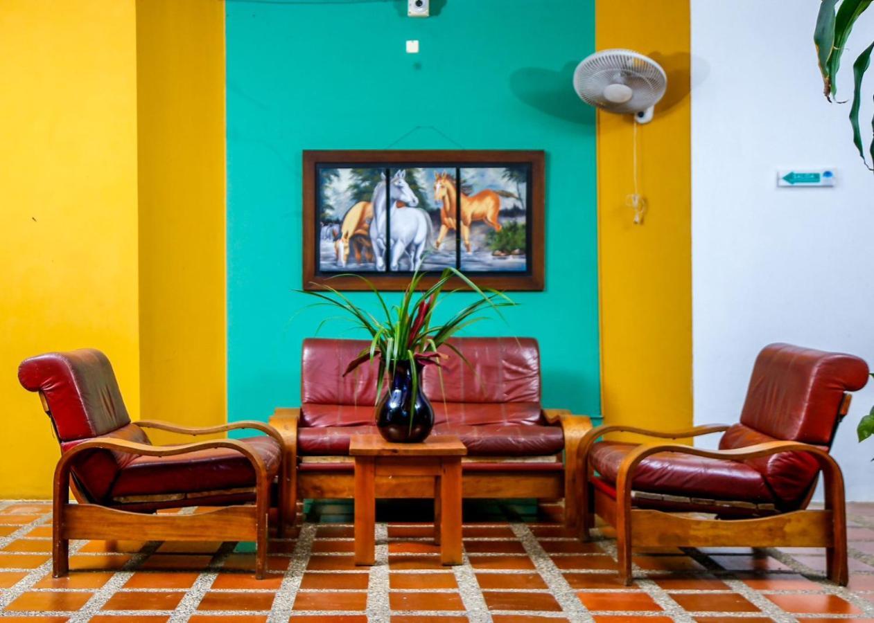 Hotel Y Restaurante Meson Del Gitano Caucasia المظهر الخارجي الصورة